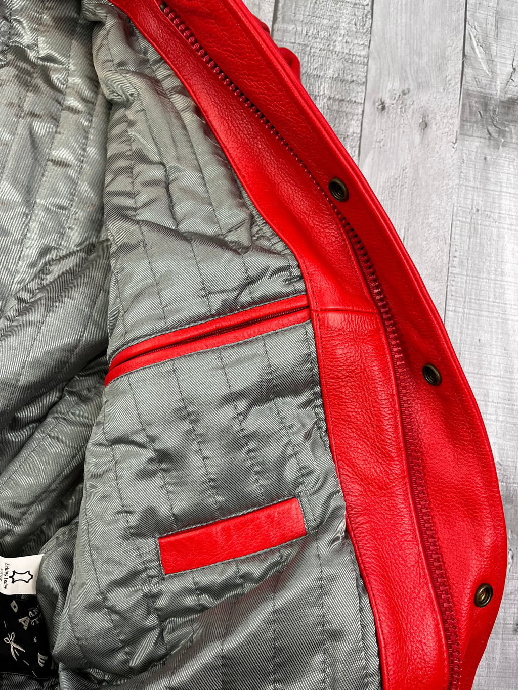 Daven Vintage Echtlederjacke Tigers Attack 90s Rot L