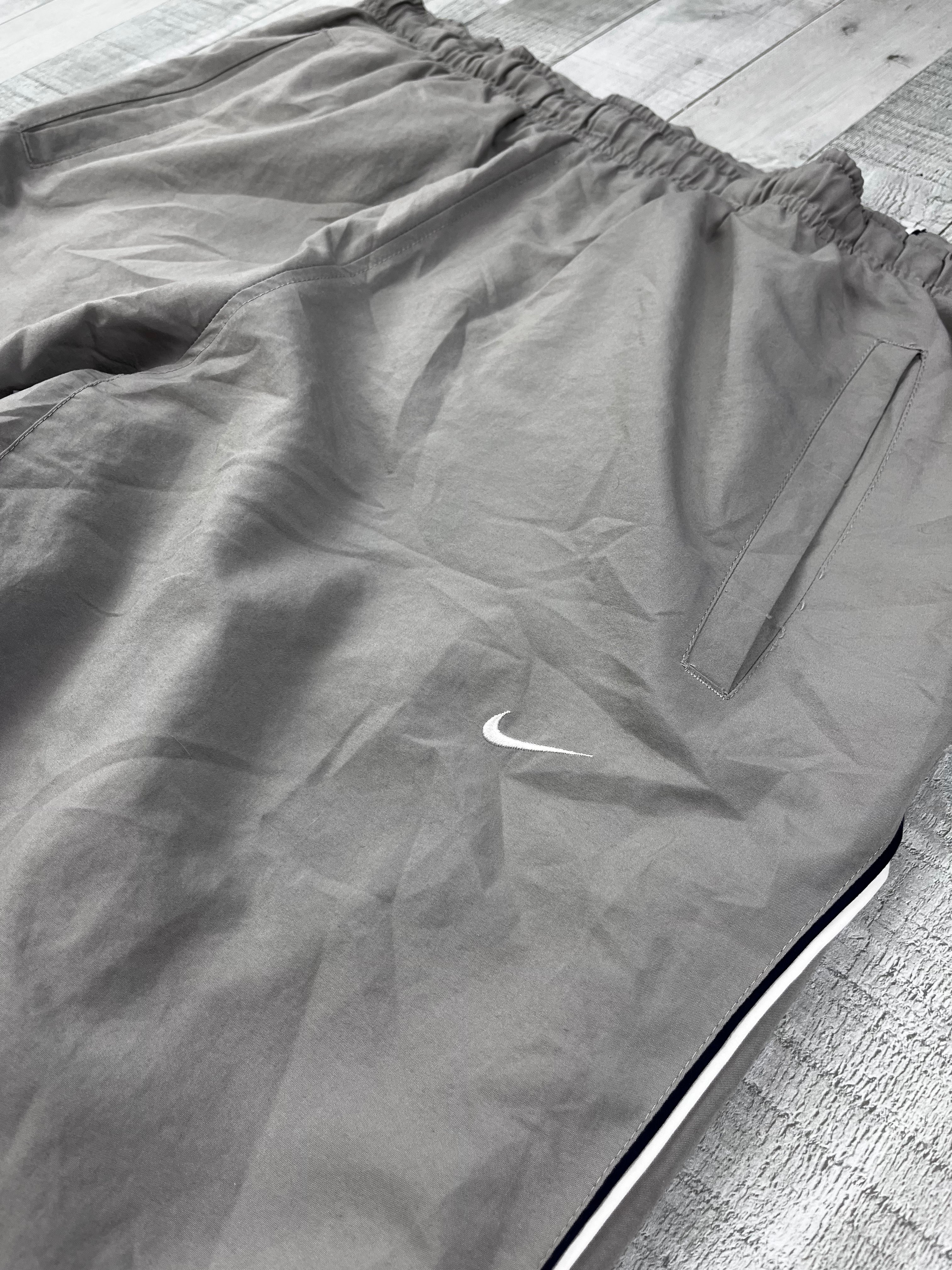 Nike Vintage Trackpants Y2K Grau XL