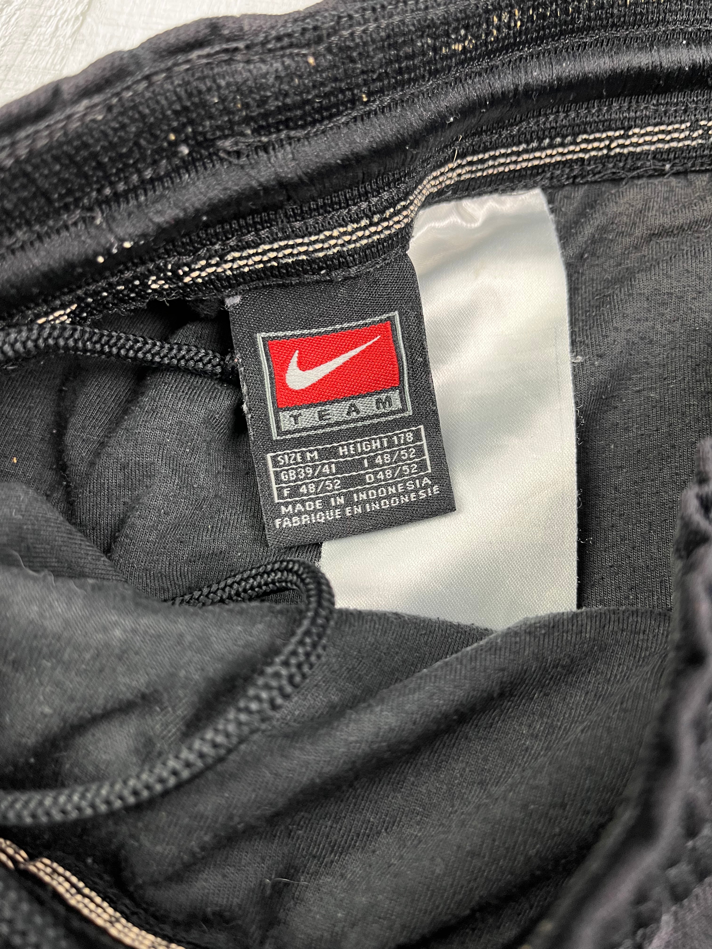 Nike Team Vintage Sporthose 90s Schwarz M