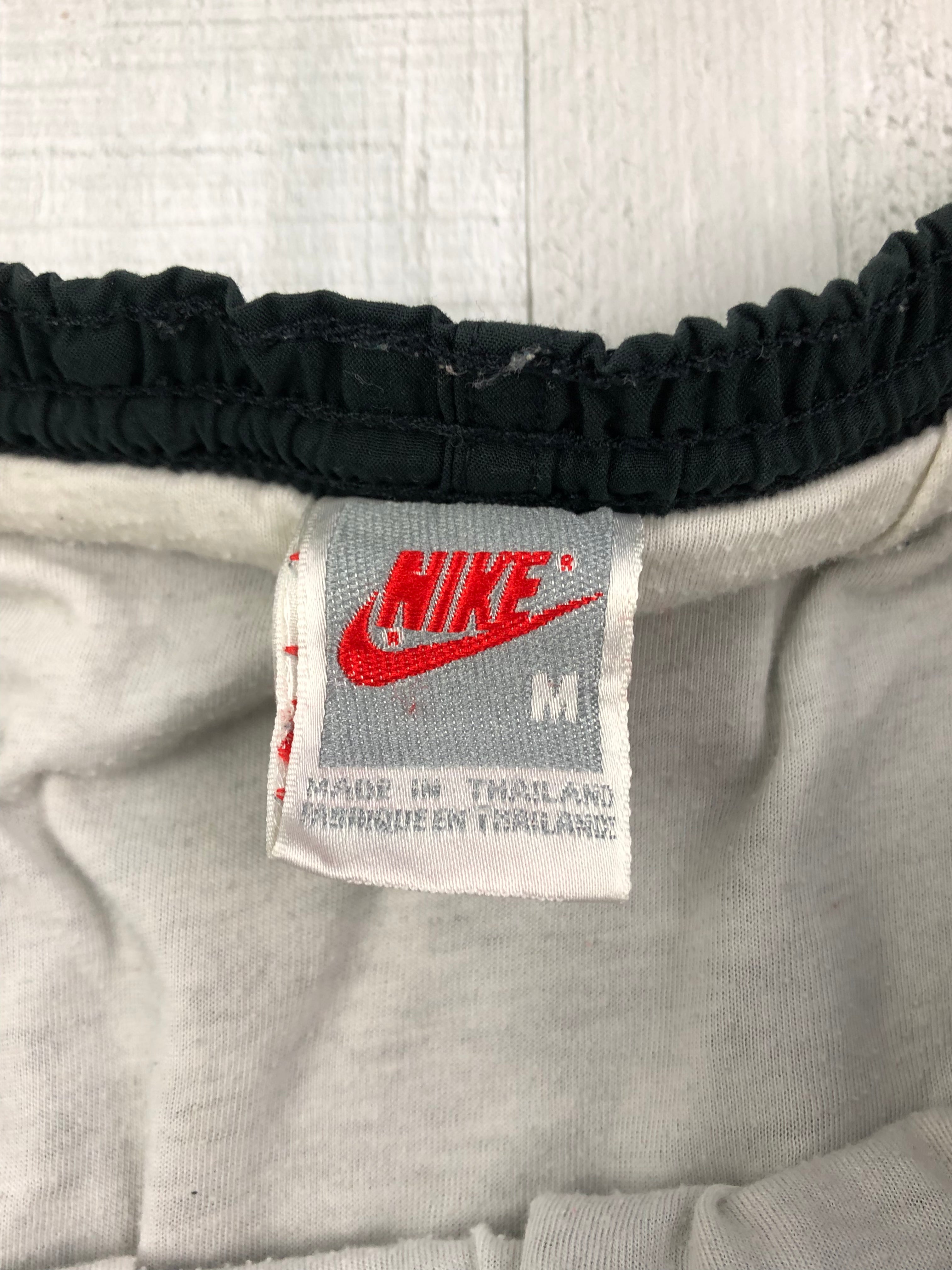 Nike Vintage Sporthose Kurz 90s Schwarz M