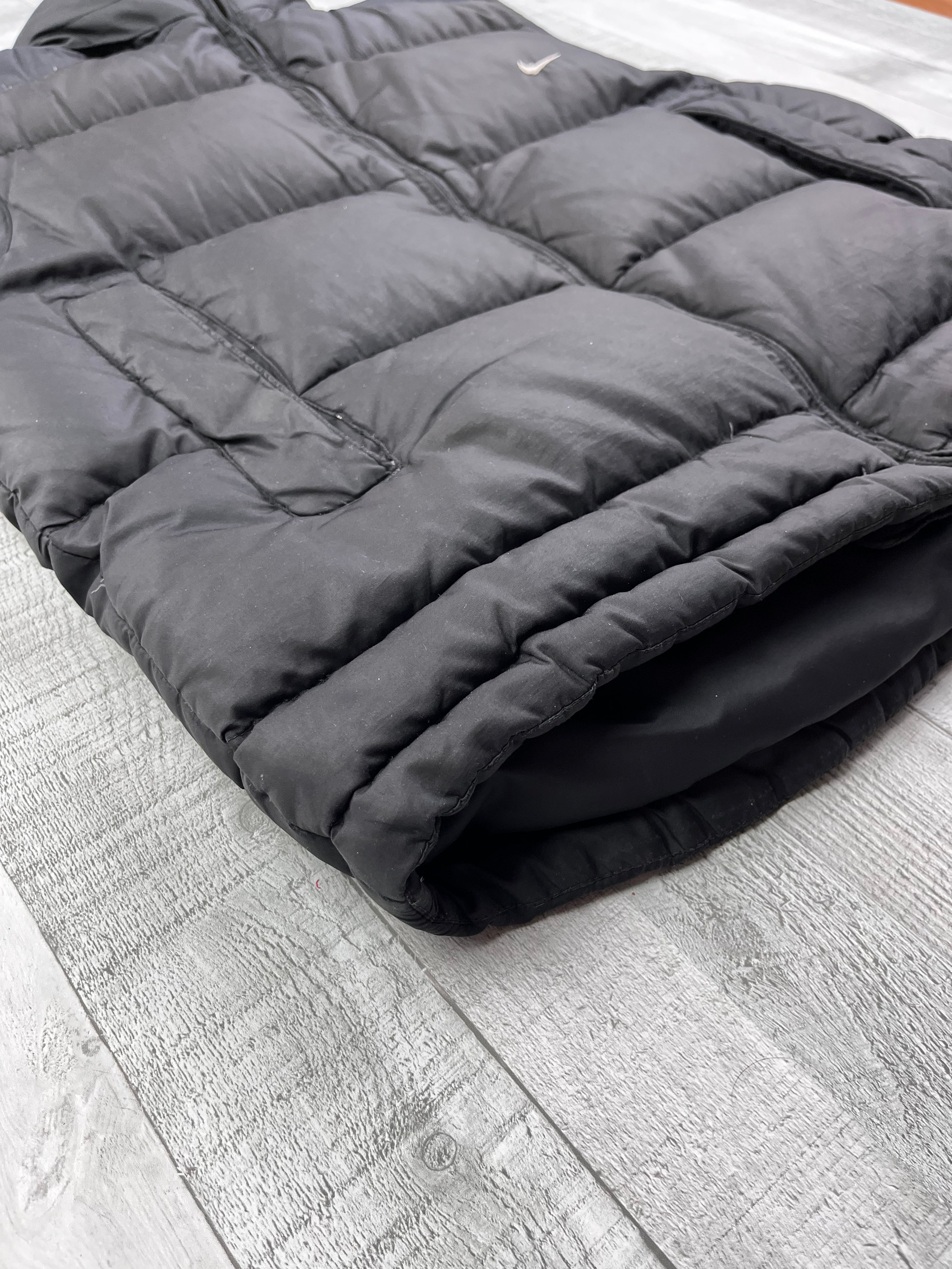 Nike Vintage Daunenjacke Y2K Gummizug Schwarz S