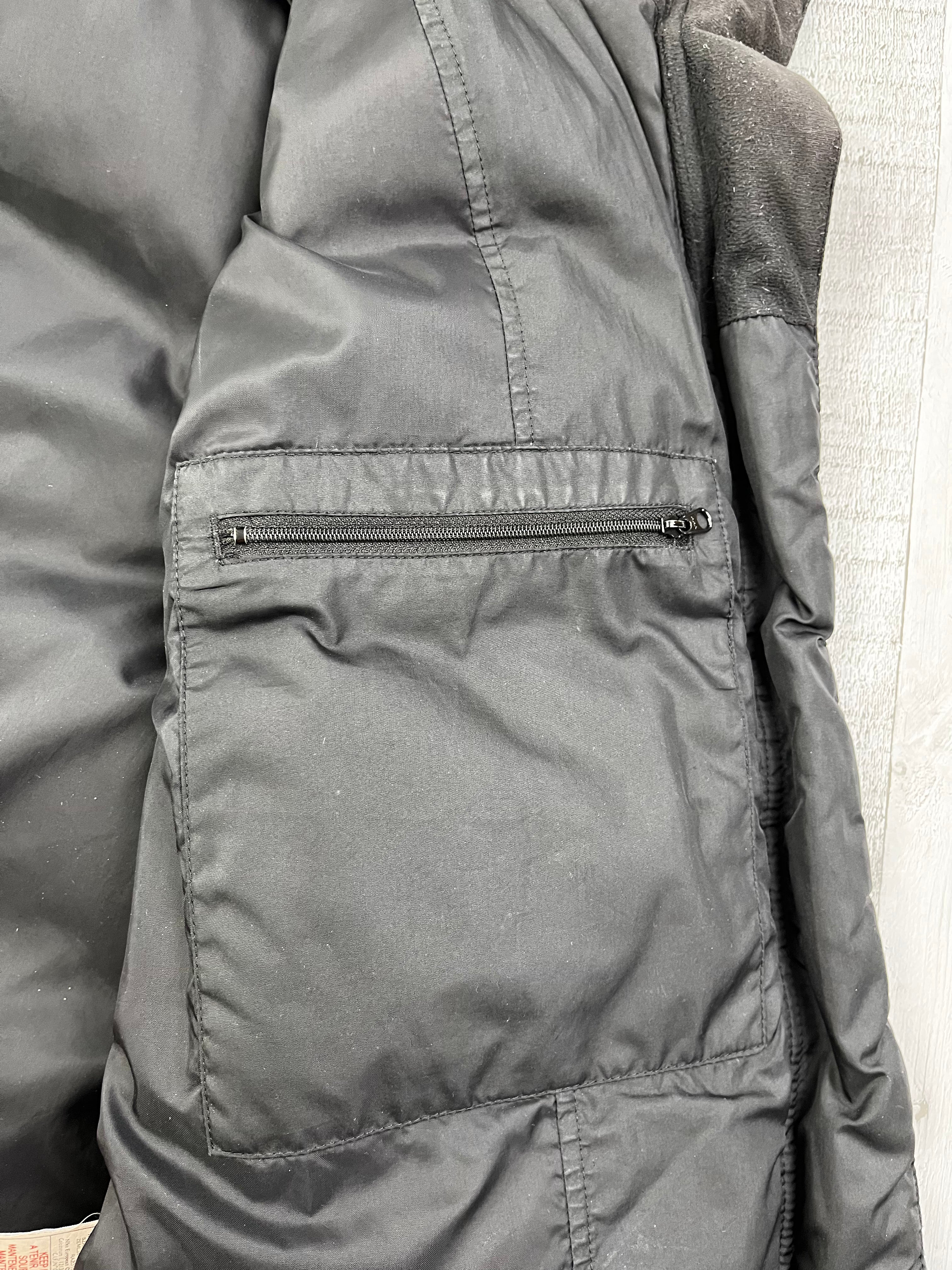 Nike Vintage Daunenjacke Y2K Gummizug Schwarz S