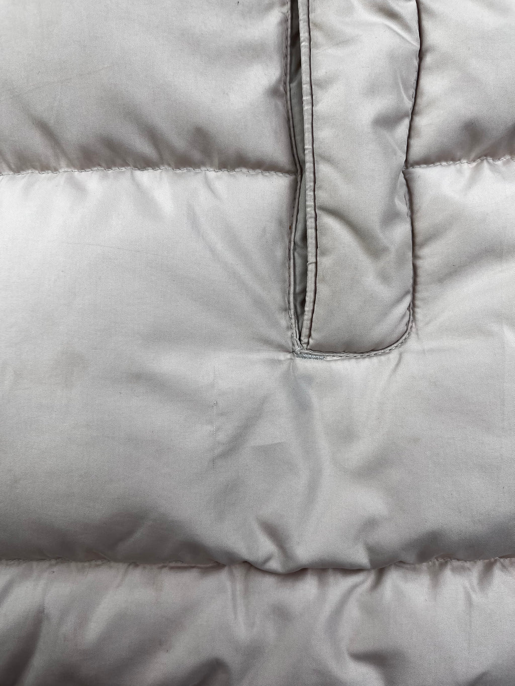 Nike Vintage Daunenweste Gummizug Y2K Beige M