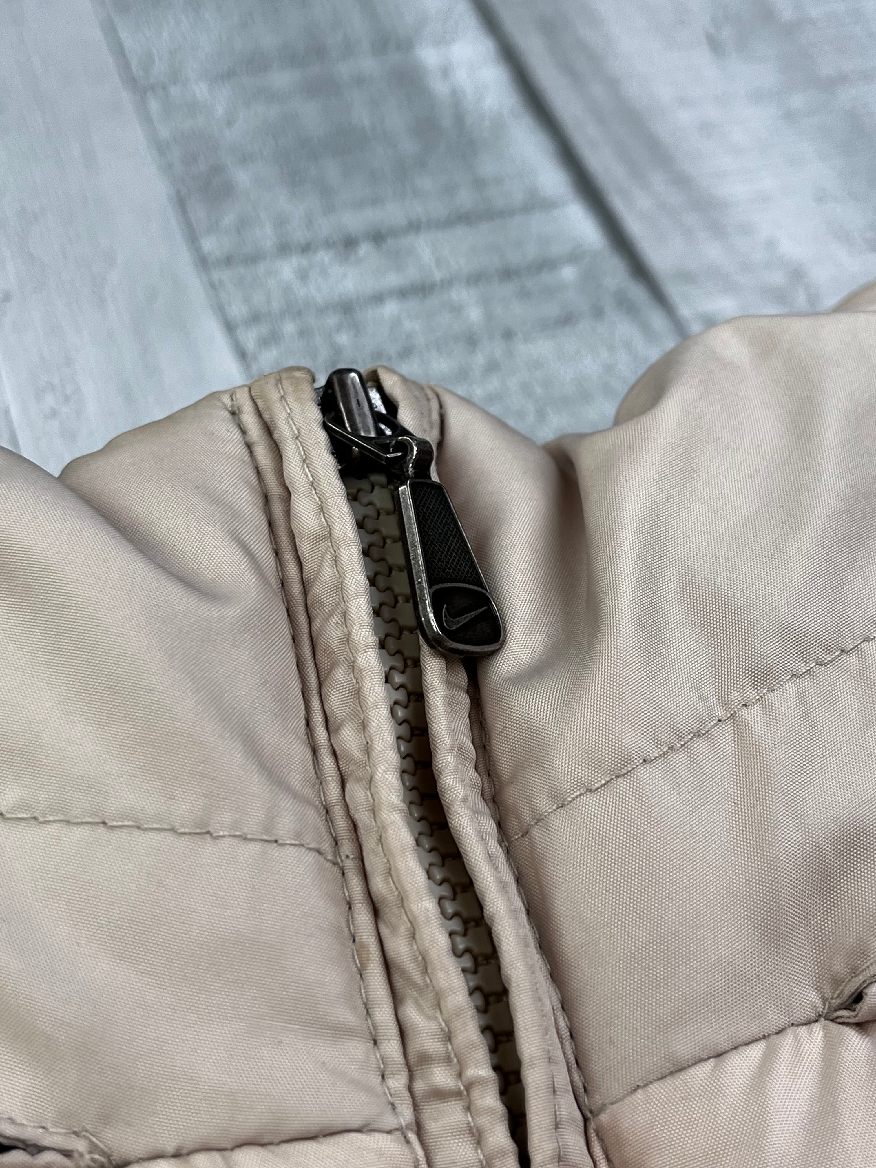 Nike Vintage Daunenweste Gummizug Y2K Beige M