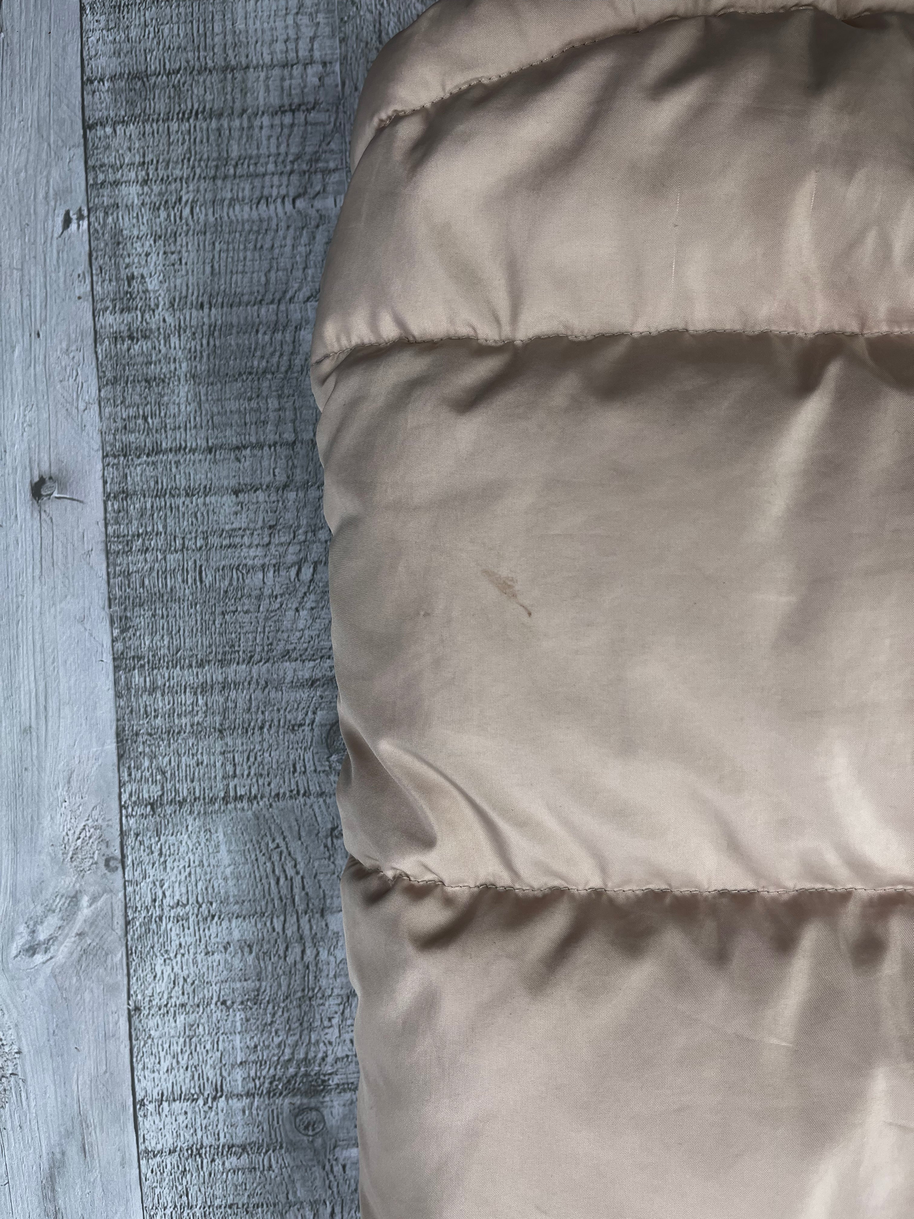 Nike Vintage Daunenweste Gummizug Y2K Beige M