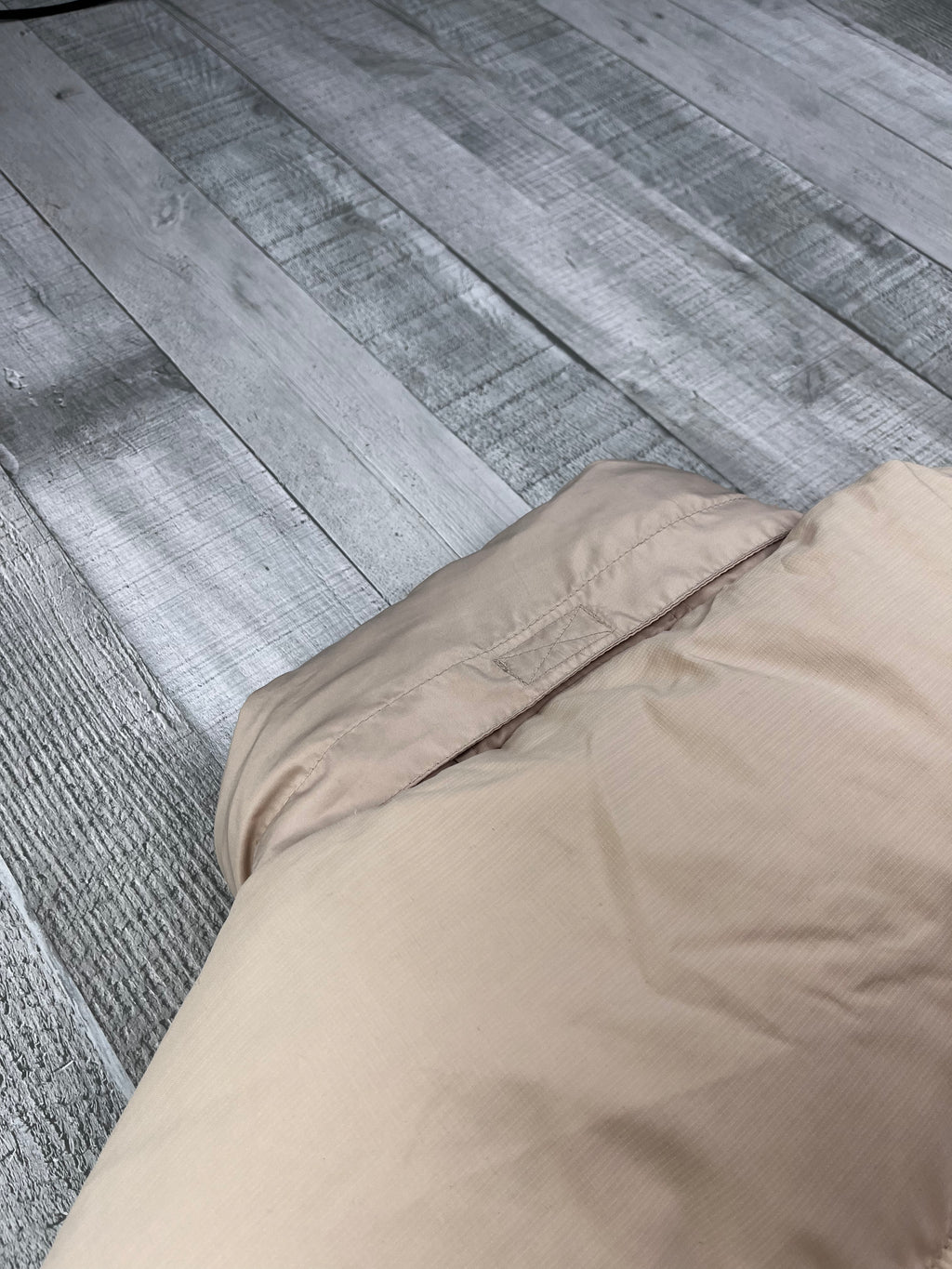 Nike Vintage Daunenweste Gummizug Y2K Beige M